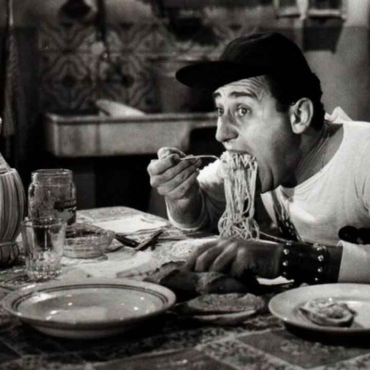 I GRANDI CLASSICI DELLA RISATA ITALIANA I GRANDI CLASSICI DELLA RISATA ITALIANA
