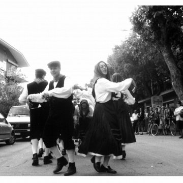 Borgata che Danza 2001_@A.Barberini