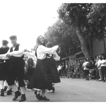 Borgata che Danza 2001_@A.Barberini