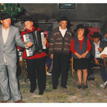 Borgata che Danza 2001_@Ivano Gobbi