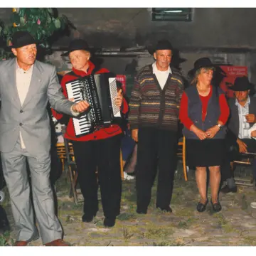 Borgata che Danza 2001_@Ivano Gobbi