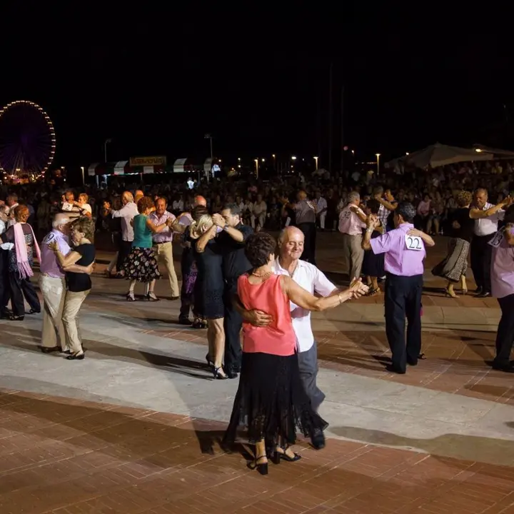 Sabato 23 luglio in tutta la Romagna è la "Notte del Liscio"