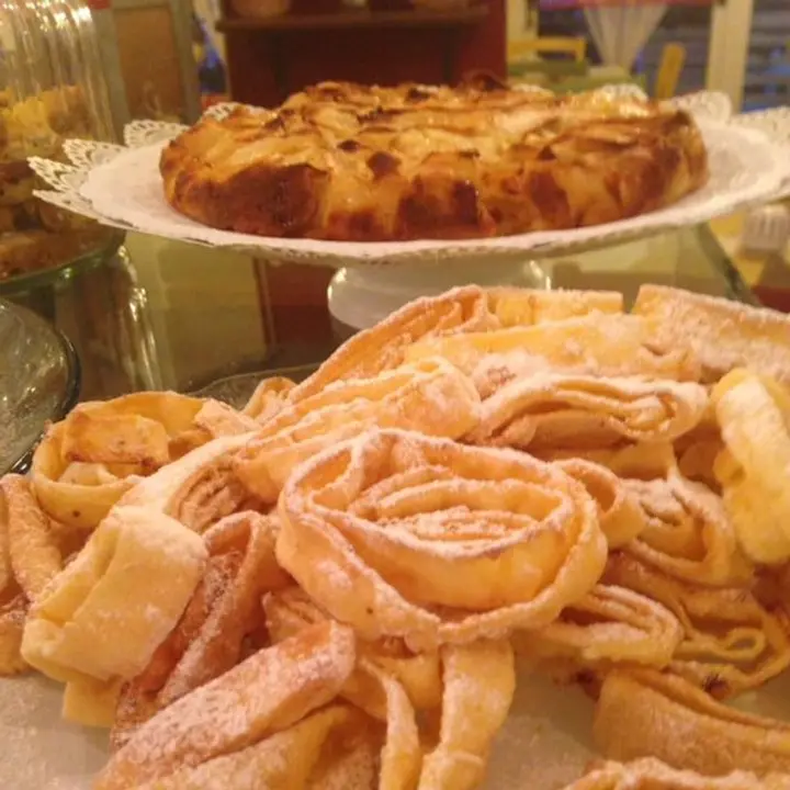 I DOLCI TIPICI DI CARNEVALE