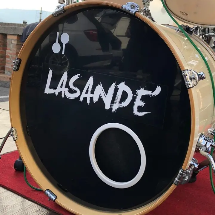 LASANDÈ BAND IN CONCERTO