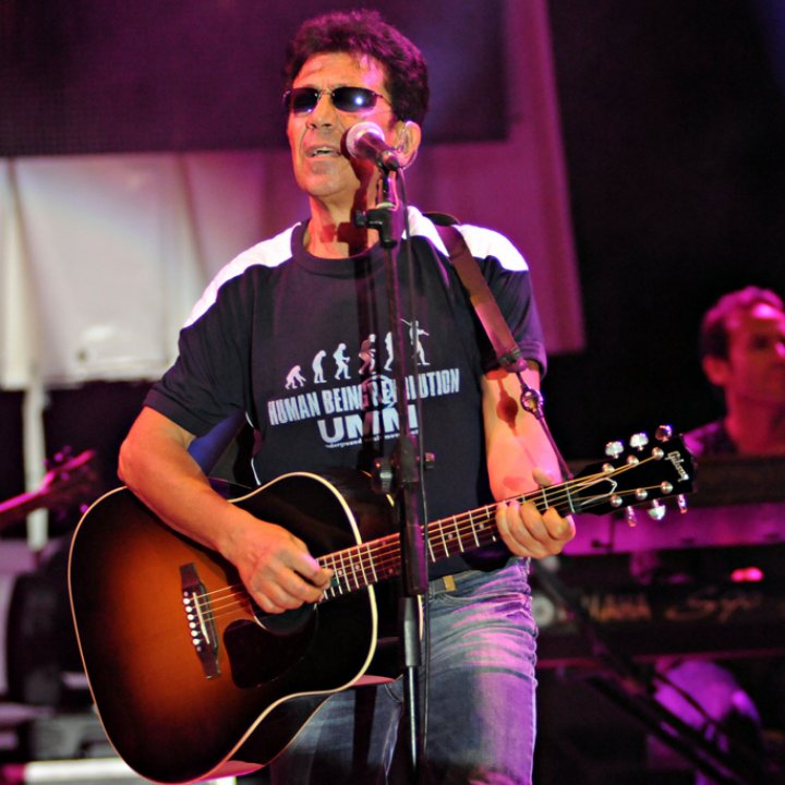 SPIAGGIA 101 - EDOARDO BENNATO in concerto 16 luglio 11