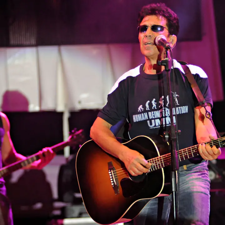 SPIAGGIA 101 - EDOARDO BENNATO in concerto 16 luglio 11