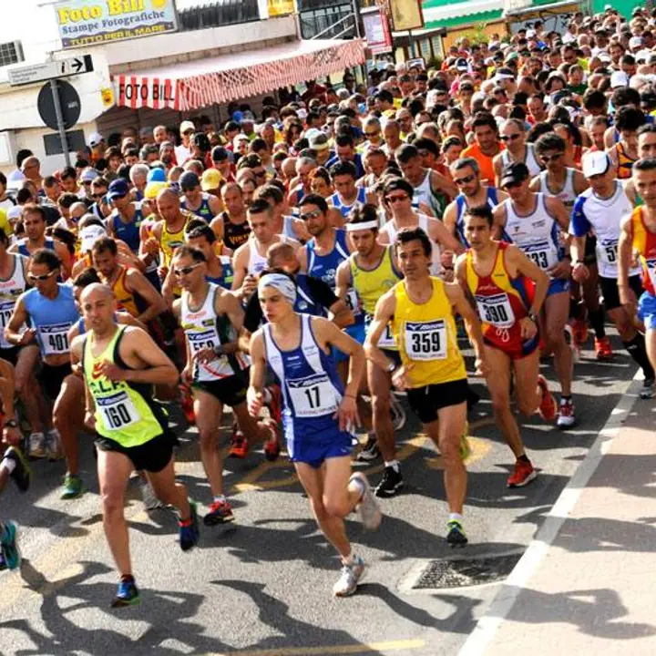 43^ MARATONINA DEI LAGHI 10 maggio 2015