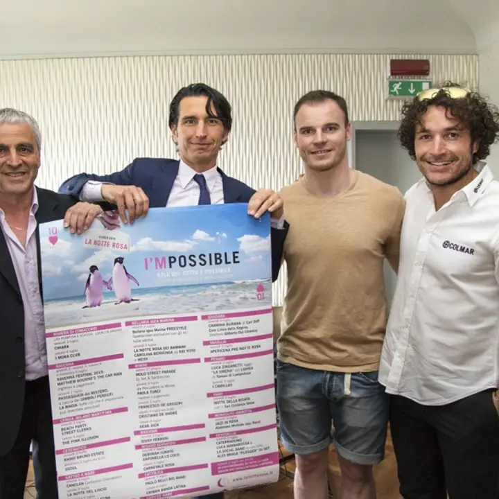IL MARE INCONTRA GLI SPORT INVERNALI IL MARE INCONTRA GLI SPORT INVERNALI
