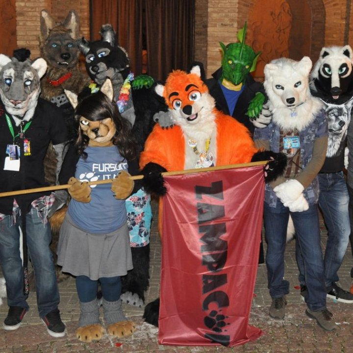 ZAMPACON FURSUITE PARADE