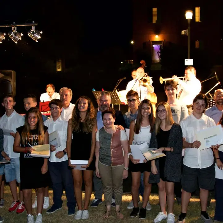 CONSEGNA BORSE DI STUDIO "NEVIO MORRI" 29 LUGLIO 2015