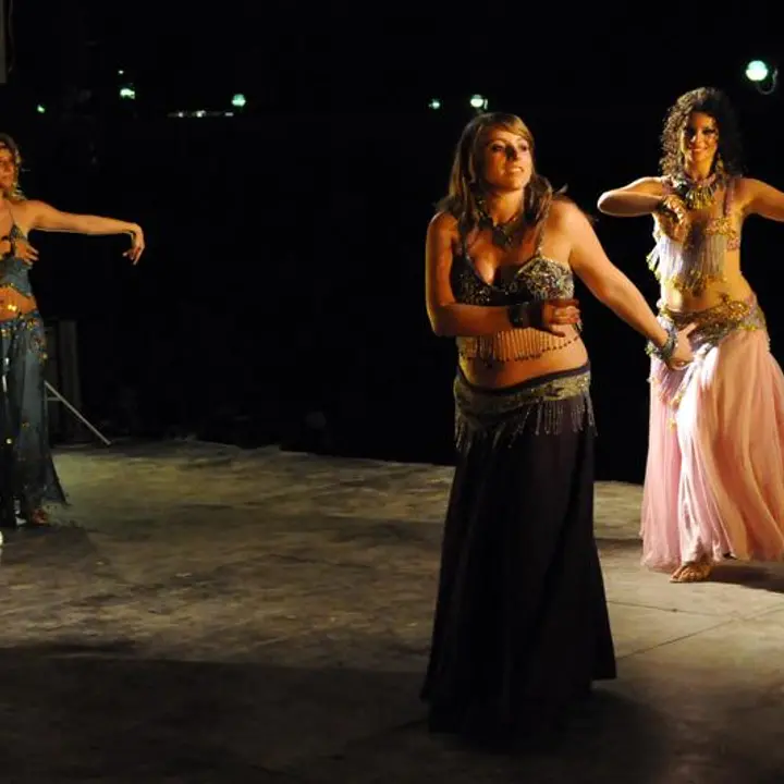 MAGIE D'ORIENTE - Scuola di danza del ventre