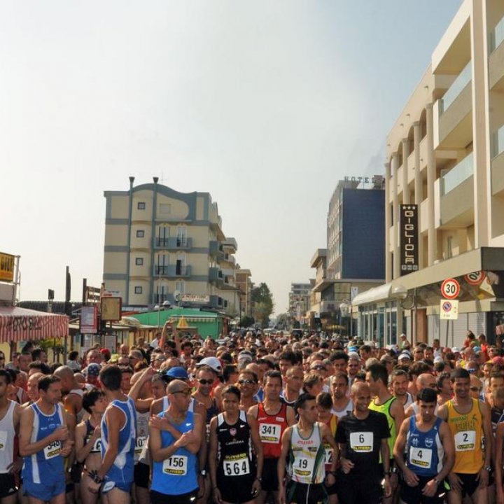39° edizione della Maratonina dei Laghi 08 Maggio a Bellaria Igea Marina.