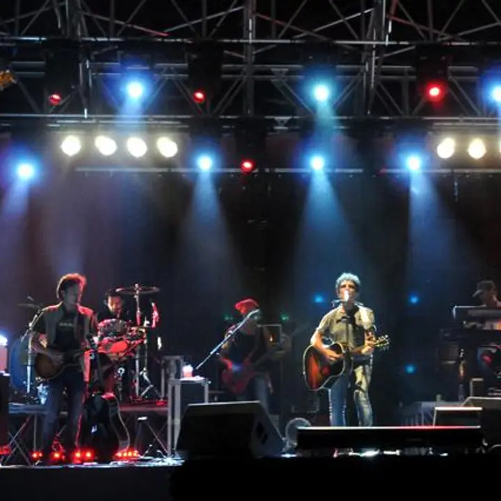 Spiaggia 101 Edoardo Bennato in concerto 16 luglio 2011