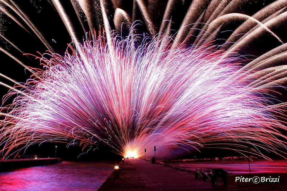 FUOCHI D'ARTIFICIO - Bellaria Igea Marina Vacanze: Mare Sport Congressi  Eventi